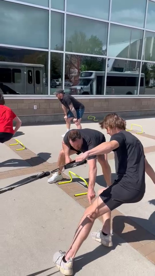 Check out who’s in town! ☀️💪 @teamets S&C coaches Sean and Jeff! 
@ohgontario performance team, are in town soaking up the Penticton sun… but they’re not just here for the weather.

They’ve been putting in work with our OHA Penticton athletes off the ice, getting our U17 Prep and U18 Prep boys stronger, faster, and ready for what’s next!

Same standard. Different location.🔥🏒

#okanaganhockey #teamets #strengthandconditioning #hockeydevelopment #ohapenticton